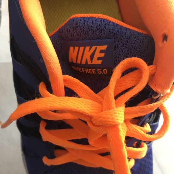 Nike Athletes Runing Shoe - Picture 8 of 11